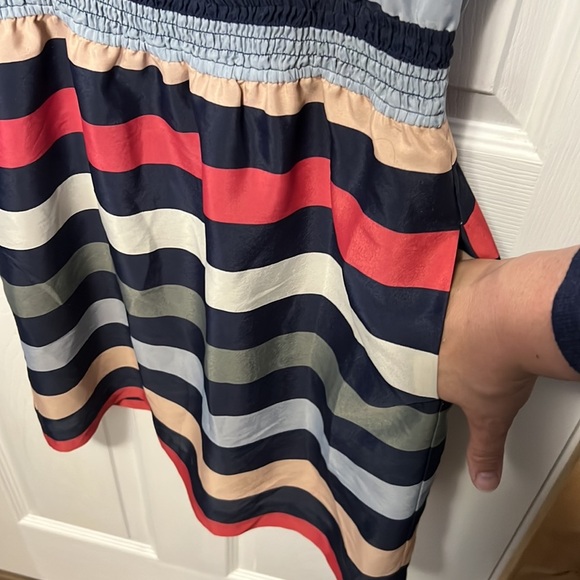 3/$20 bcbg  generation small stripped dress with pockets - Picture 3 of 3